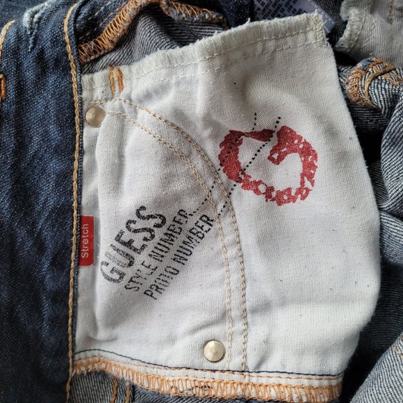 Guess Jeans - Crop- Excellent Condition - Size 27 - Picture 10 of 13